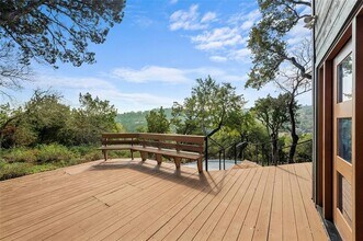 1112 Wild Basin Ledge in West Lake Hills, TX - Building Photo - Building Photo