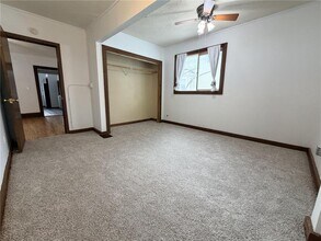 1030 Reaney Ave E in St. Paul, MN - Building Photo - Building Photo