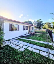 5451 SW 5th Terrace in Coral Gables, FL - Building Photo - Building Photo