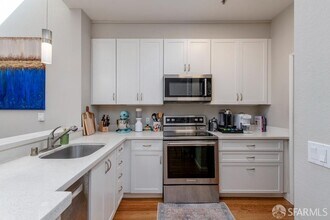 2075 Sutter St in San Francisco, CA - Building Photo - Building Photo