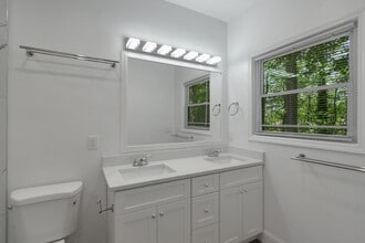 4100 Danforth Rd SW in Atlanta, GA - Building Photo - Building Photo
