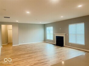 2165 Davis Dr in Westfield, IN - Building Photo - Building Photo