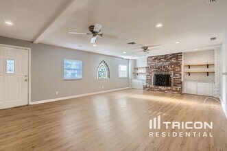 6685 26th Way N in St. Petersburg, FL - Building Photo - Building Photo