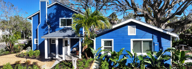 1901 & 1905 Morrill St in Sarasota, FL - Building Photo - Building Photo