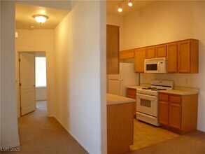 3544 Desert Cliff St in Las Vegas, NV - Building Photo - Building Photo