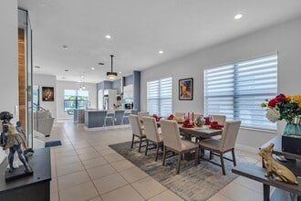 3332 W 95th Ter in Hialeah, FL - Building Photo - Building Photo