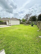 14503 Redwood Bend Trail in Houston, TX - Foto de edificio - Building Photo