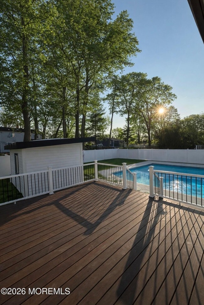 20 Roslyn Dr in Ocean Township, NJ - Building Photo - Building Photo