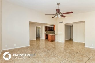 510 E Marco Polo Rd, Unit 4G in Phoenix, AZ - Building Photo - Building Photo