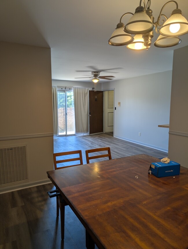 1092 Armstrong Mill Rd, Unit A in Lexington, KY - Building Photo - Building Photo