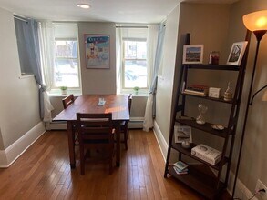 157 S Fitzhugh St, Unit 1 in Rochester, NY - Foto de edificio - Building Photo