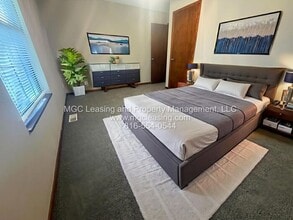 206 NW Woods Chapel Rd in Blue Springs, MO - Building Photo - Building Photo