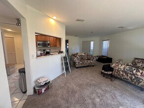 7170 Golden Eagle Ct in Ft. Myers, FL - Building Photo - Building Photo