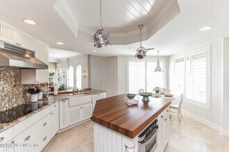 120 Serenata Dr in Ponte Vedra Beach, FL - Building Photo - Building Photo