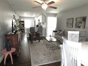 310 Windward Pl in Oldsmar, FL - Building Photo - Building Photo