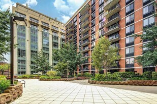700 Grove St in Jersey City, NJ - Building Photo