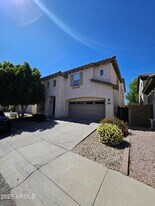 2065 E Hulet Dr in Chandler, AZ - Building Photo