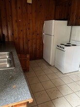 713 King Ave, Unit 713 King Apt B in Florence, SC - Foto de edificio - Building Photo