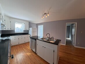 127 Creekview Ct in Lynchburg, VA - Building Photo - Building Photo