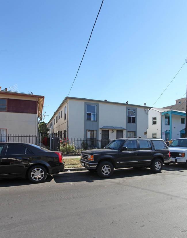 1212 Berendo St in Los Angeles, CA - Building Photo - Building Photo