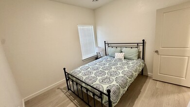 1311 SW Wisconsin Ave in Lawton, OK - Building Photo - Building Photo