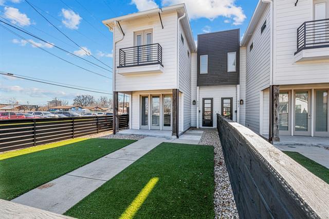 600 Melba St in Dallas, TX - Building Photo - Building Photo