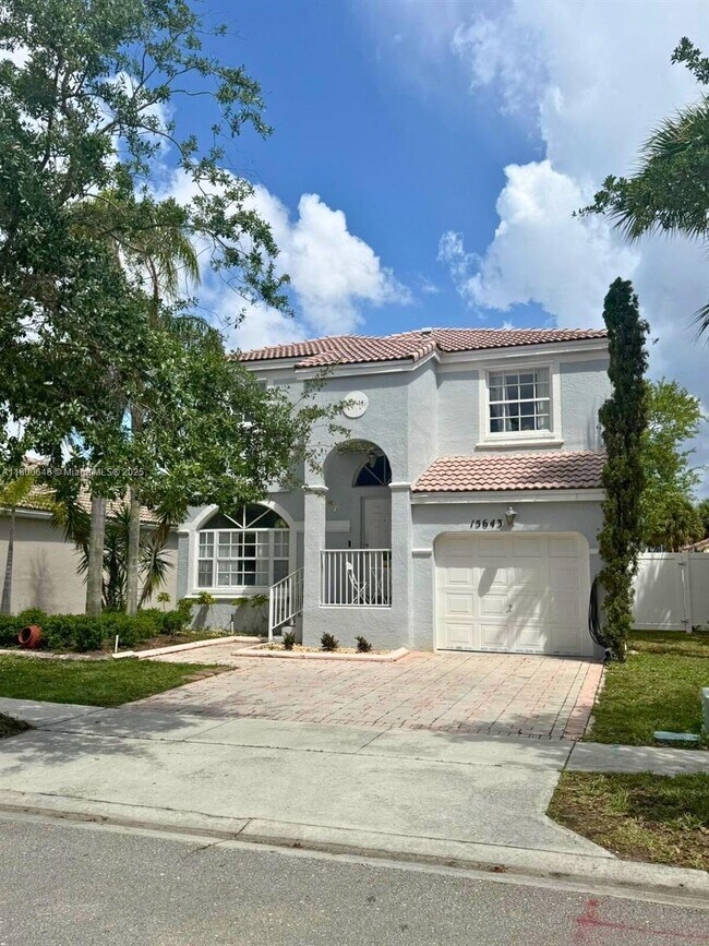 property at 15643 NW 12th Rd