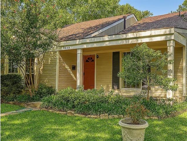 9239 E Lake Highlands Dr in Dallas, TX - Building Photo