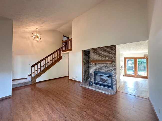 2313 Happy Hollow Rd in West Lafayette, IN - Foto de edificio - Building Photo