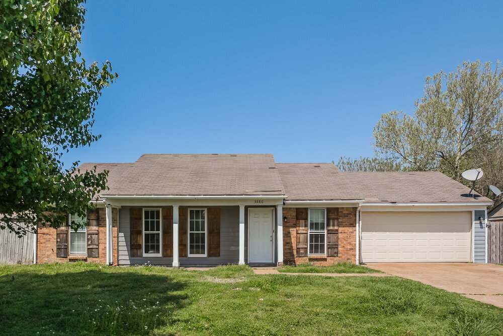 3880 Warrington Dr in Horn Lake, MS - Building Photo