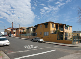 Las Casitas Apartments