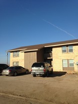 100-105 Pecos Pl Apartments