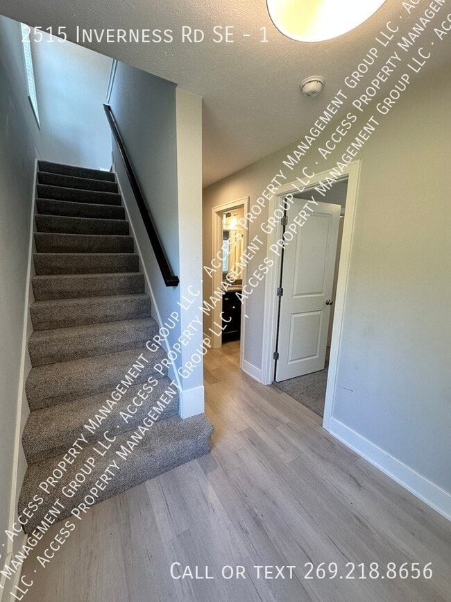 2515 Inverness Rd SE in Grand Rapids, MI - Building Photo - Building Photo