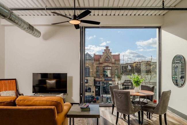 127 N Appleton St in Appleton, WI - Building Photo - Building Photo