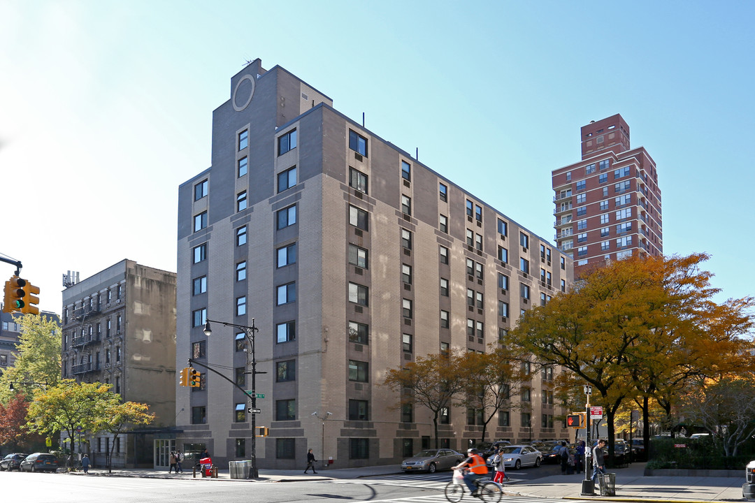 Echo Apartments in New York, NY - Foto de edificio