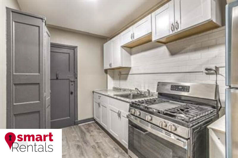 807 Clara Ave in St. Louis, MO - Building Photo