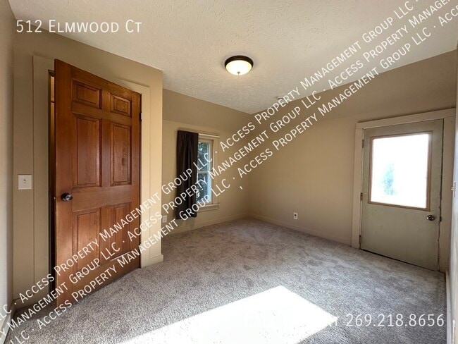 property at 512 Elmwood Ct
