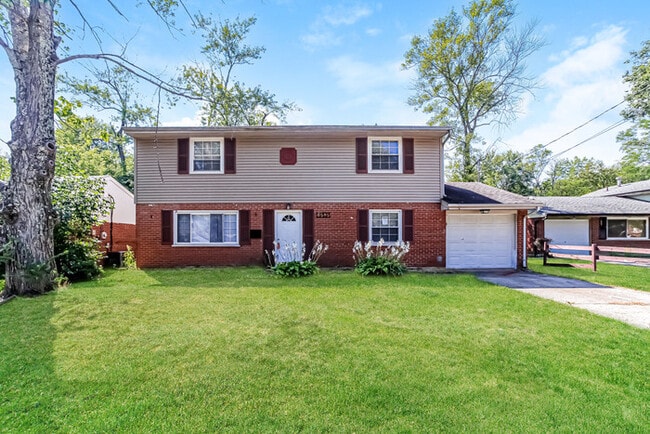 property at 8585 Sunlight Dr