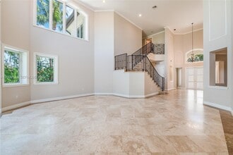 13680 Deering Bay Dr in Coral Gables, FL - Building Photo - Building Photo