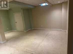 5533 Loonlake Ave in Mississauga, ON - Building Photo - Building Photo