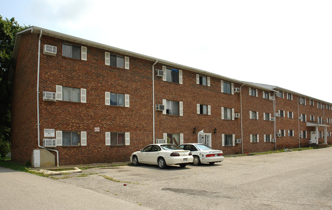 Marmet Apartments in Marmet, WV - Foto de edificio - Building Photo