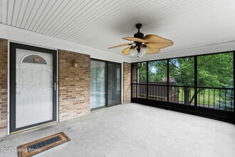 10331 Shelbyville Rd in Blue Ridge Manor, KY - Building Photo - Building Photo