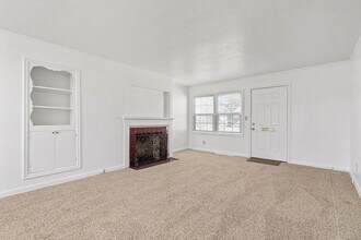 1908-1914-1914 NE 72nd Ave. in Portland, OR - Building Photo - Building Photo