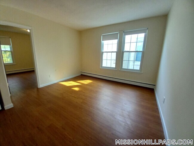 78 S Huntington Ave in Boston, MA - Building Photo - Building Photo