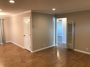 1833 Nash Dr in San Mateo, CA - Building Photo - Building Photo