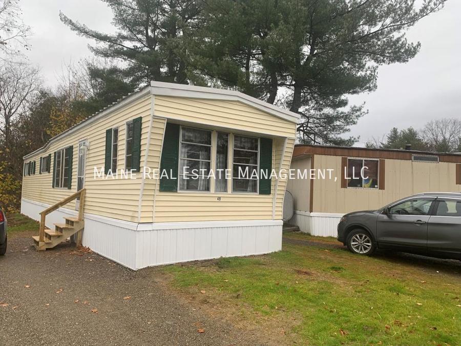 715 College Ave in Old Town, ME - Building Photo