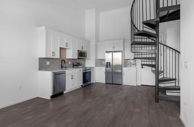 property at 801 Pearl St