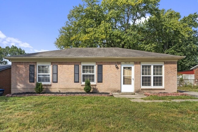 8210 Candelabrum Pl in Louisville, KY - Building Photo - Building Photo