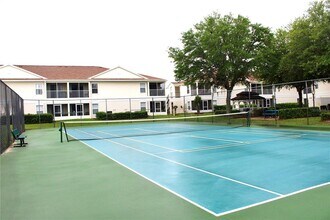 8829 Coral Palms Ct in Kissimmee, FL - Building Photo - Building Photo