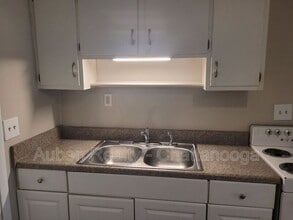 568 Julian Rd in Ringgold, GA - Building Photo - Building Photo